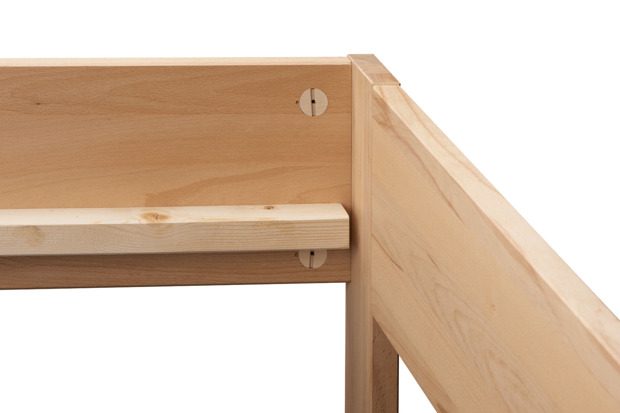 Detail metallfreie Verbindung Bett LADINO